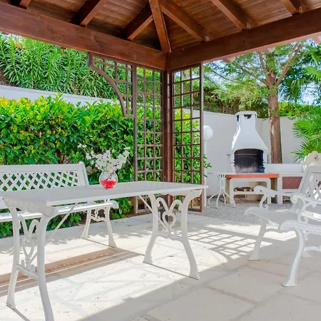 Baia Verde Summer Rooms Guest house Gallipoli