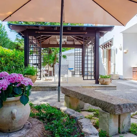 Guest house Baia Verde Summer Rooms *