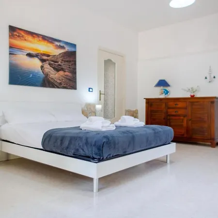 Guest house Baia Verde Summer Rooms