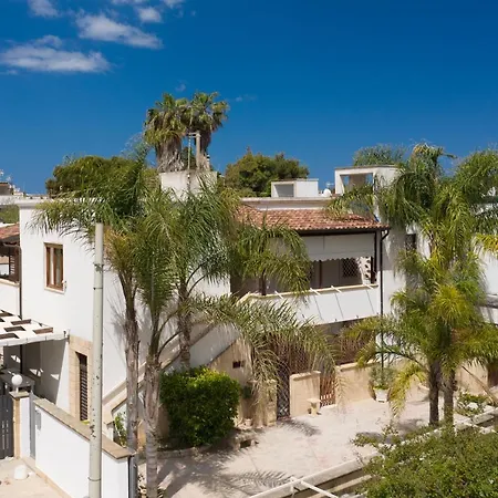 Baia Verde Summer Rooms Guest house *